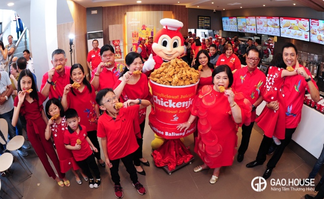 đồng phục của jollibee