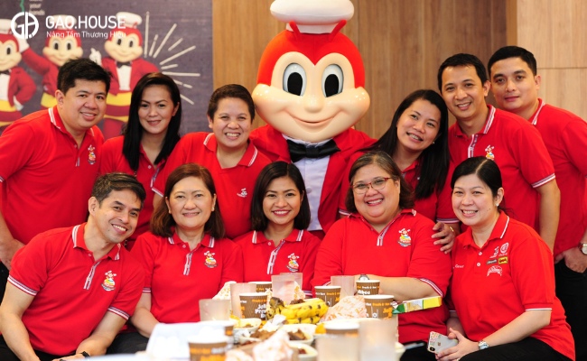 đồng phục jollibee mới