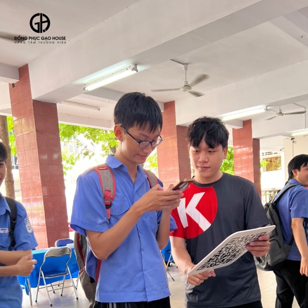 hình in logo đồng phục circle k