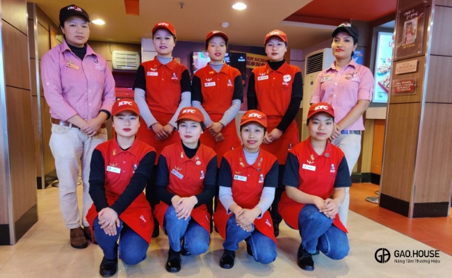 in áo đồng phục kfc