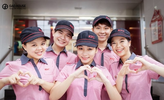 mẫu áo đồng phục kfc