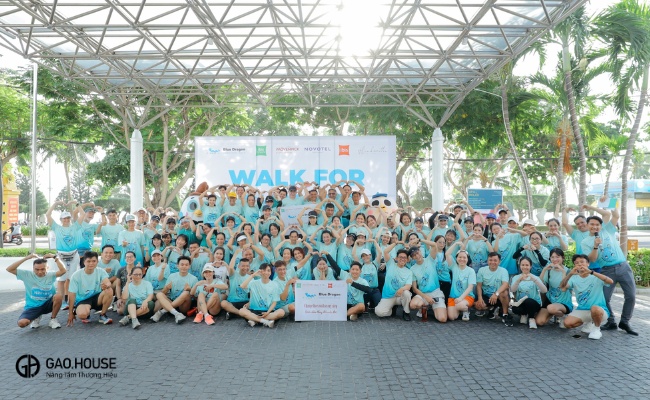 may in áo đồng phục ngân hàng Oceanbank
