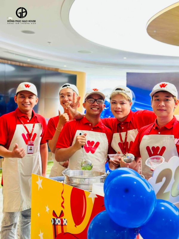 thiết kế đồng phục winmart