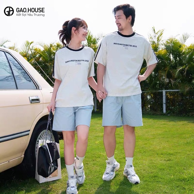 Đồng phục gia đình mùa hè