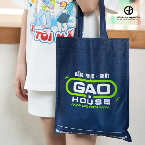 Quà tặng khi đặt may đồng phục nhóm