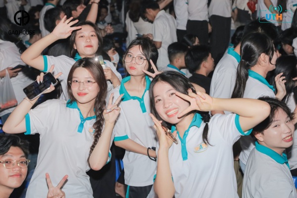 Áo polo đồng phục trường đại học giao thông vận tải TPHCM
