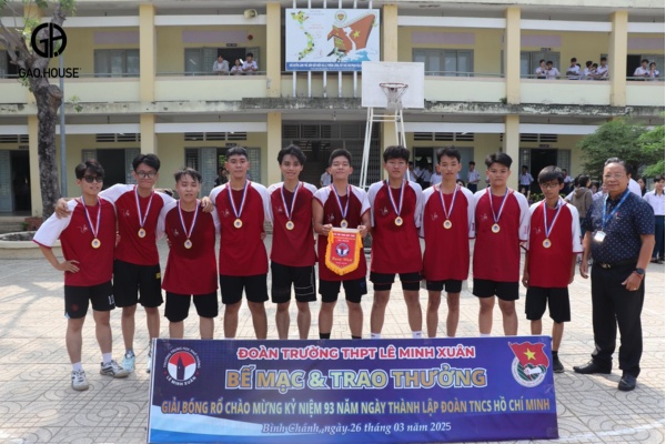 Áo thể dục thể thao đồng phục Lê Minh Xuân