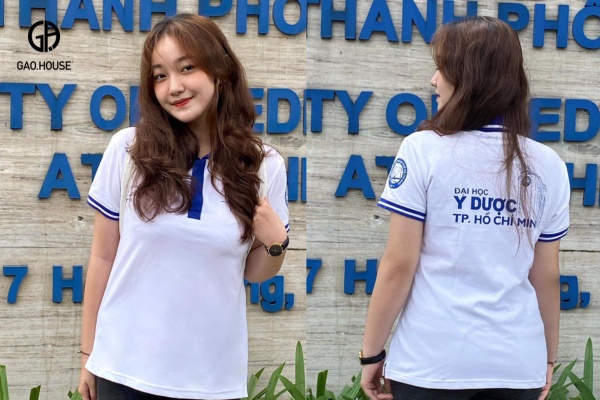Áo thun đồng phục có cổ màu trắng