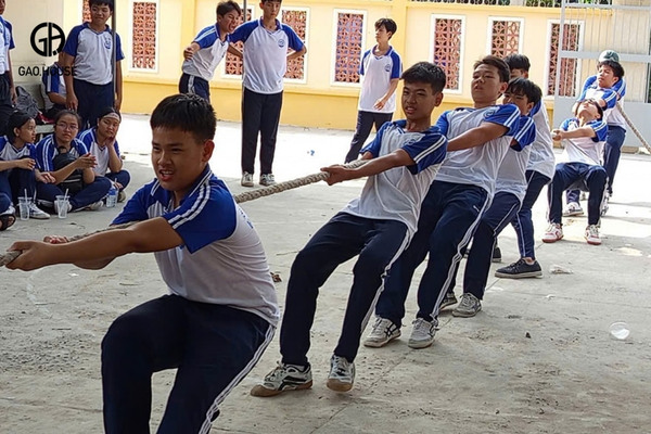 Áo thun đồng phục Nguyễn Hiền thể dục