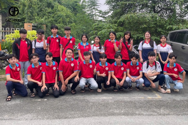 Chương trình khuyến mãi hấp dẫn khi đặt may áo đồng phục học sinh, áo lớp
