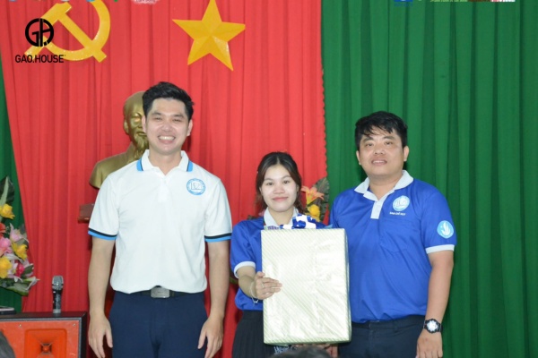 Đặc trưng đồng phục thể dục Y Dược UMP