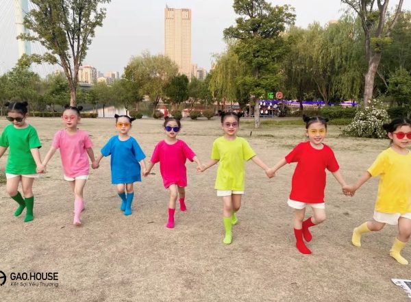 Đặt may áo nhóm đồng phục theo yêu cầu