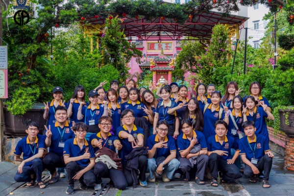 Đặt may áo thun đồng phục cao cấp tại Gạo House