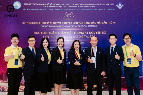 Đồng phục áo vest giảng viên Khoa Răng Hàm Mặt