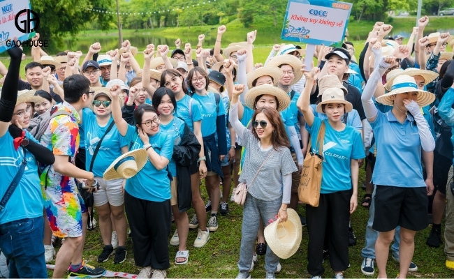 Đồng phục đi biển công ty màu xanh dương mát