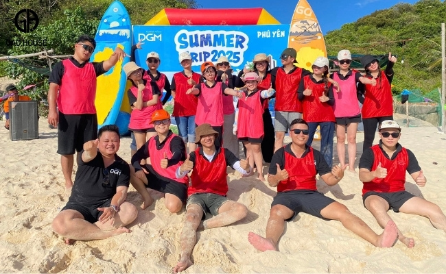 Đồng phục đi biển công ty thiết kế unisex cho team
