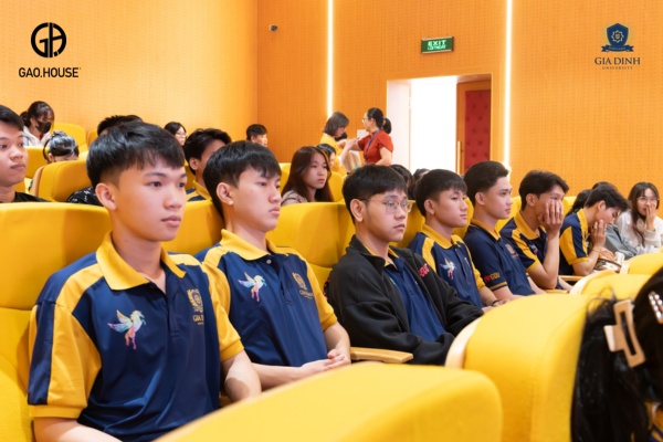 Đồng phục Gạo House chuyên may in áo thun đồng phục
