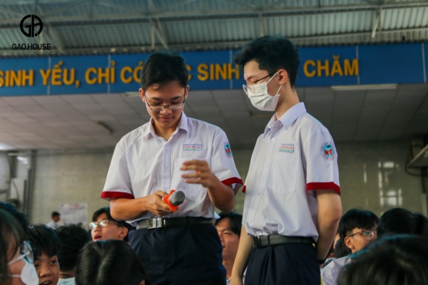 Đồng phục sơ mi Nguyễn Trung Trực