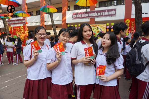Đồng phục trường Ngô Thời Nhiệm đẹp