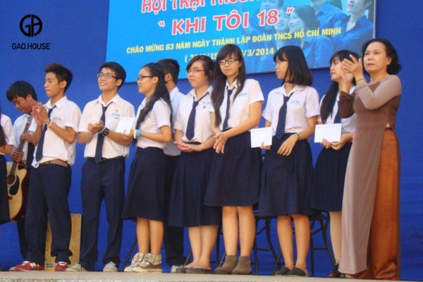đồng phục trường phú nhuận thiết kế đẹp