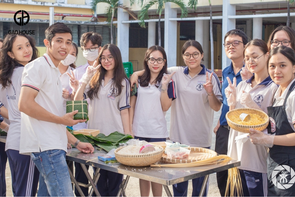 Gắn kết học sinh và xây dựng tinh thần tập thể