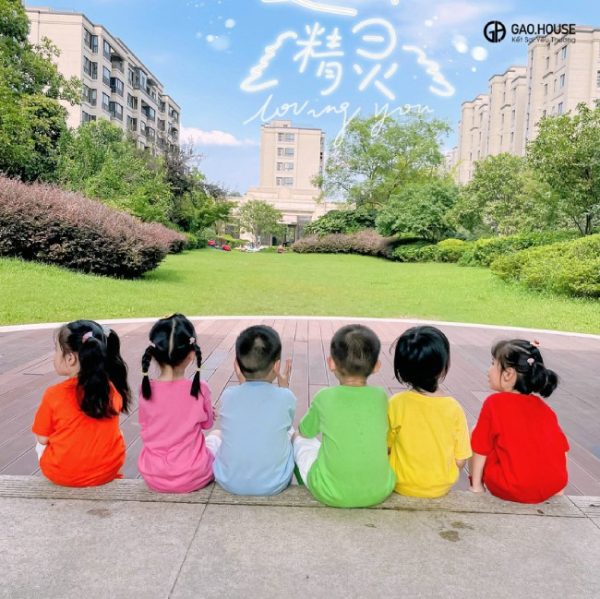 In áo nhóm sắc màu giá rẻ