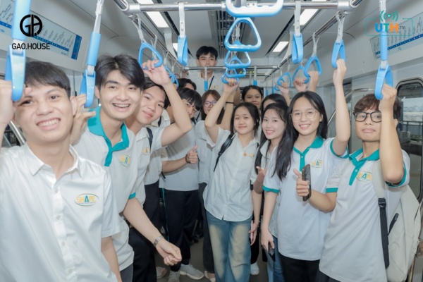 Lưu ý cần biết khi đặt mua, may đồng phục trường Đại học Giao thông Vận Tải