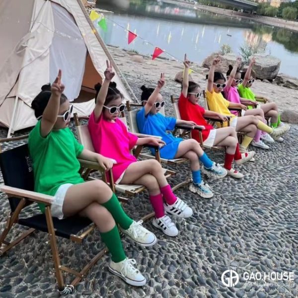 Set đồng phục nhóm sắc màu dành cho trẻ