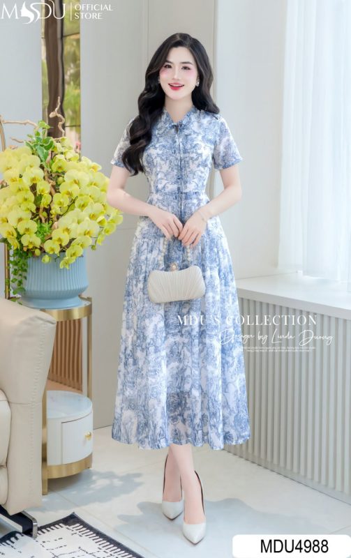 Váy đồng phục đi chơi