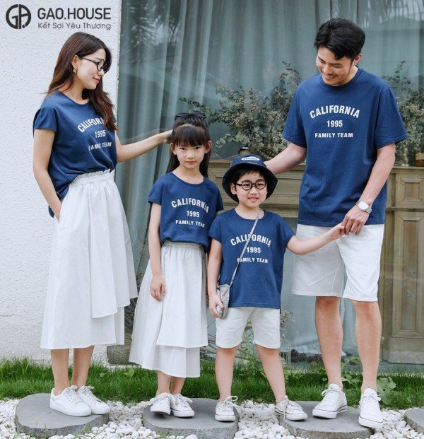 Váy đồng phục đi chơi