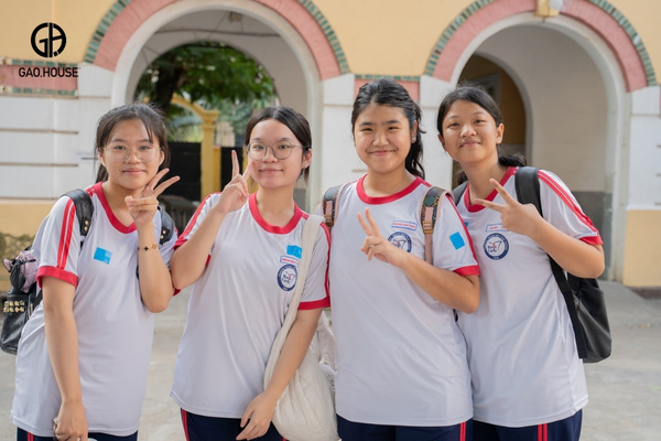 Áo đồng phục lớp nguyễn thị minh khai