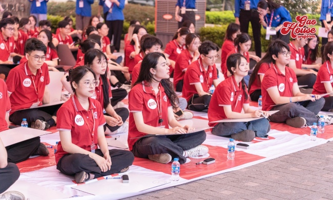 Áo đồng phục Ngoại thương thể dục