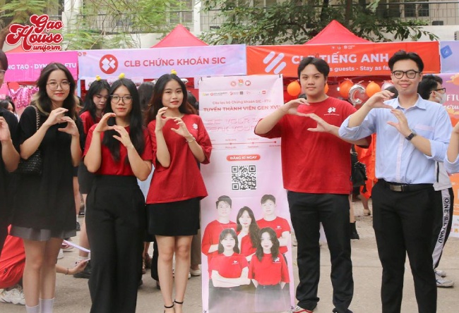 Áo đồng phục trường Đại học Ngoại thương