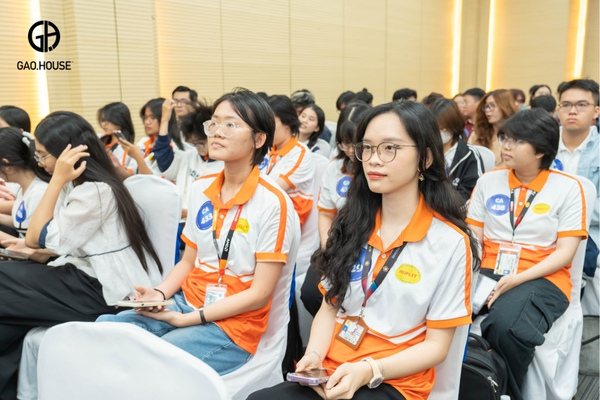Áo thun đồ thể dục Huflit