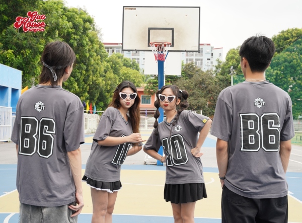 Đồng phục lớp Hòa Bình