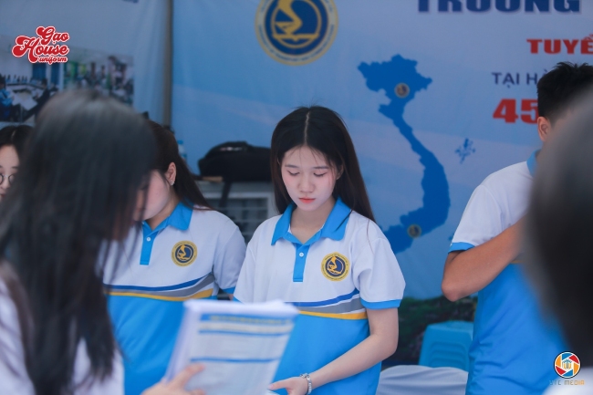 Đồng phục UTC