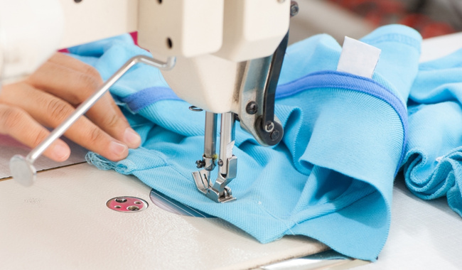 In áo đồng phục giá rẻ Hà Nội theo yêu cầu