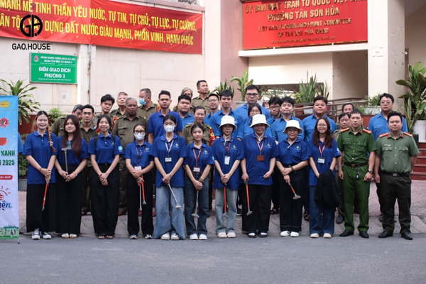 Tổng hợp các mẫu áo đồng phục Huflit