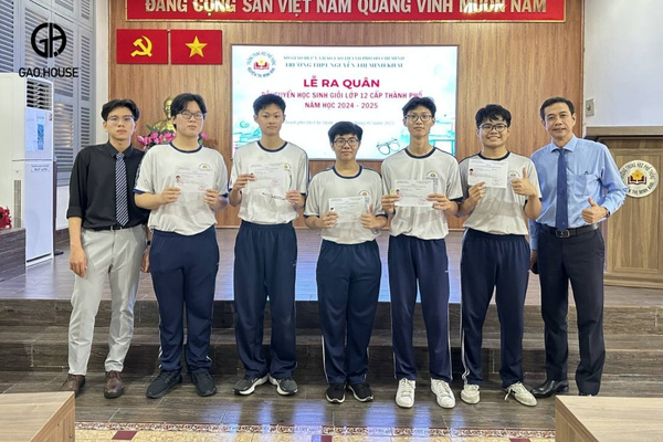 Top các mẫu đồng phục Nguyễn Thị Minh Khai