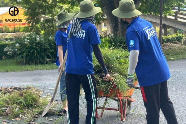 Ý nghĩa đồng phục đại học HUFLIT