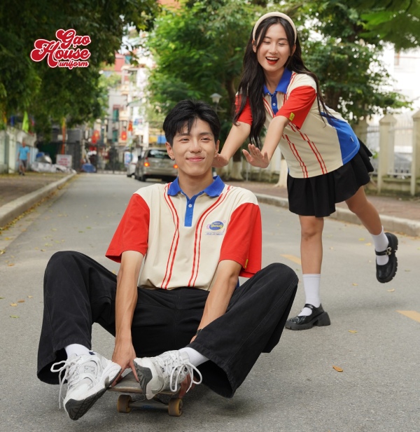 mẫu áo lớp Huế phối nhiều màu