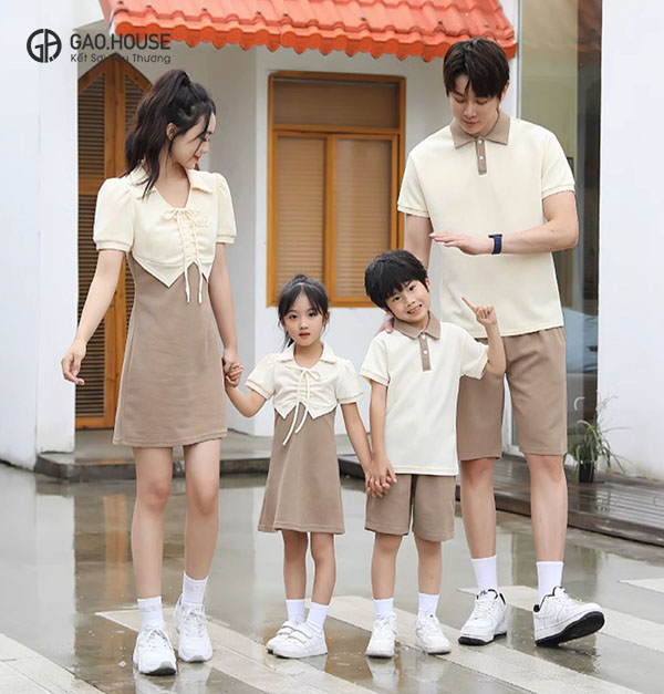 may áo đồng phục gia đình ở hòa bình