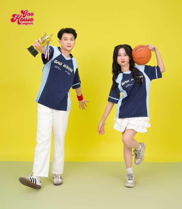 Đồng phục lớp Nha Trang cổ tim