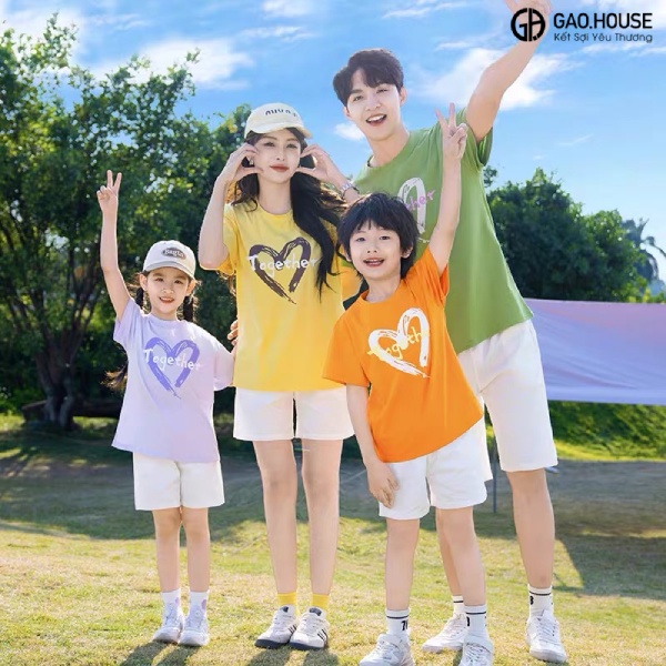 Quần áo gia đình đi biển tại Hà Nam