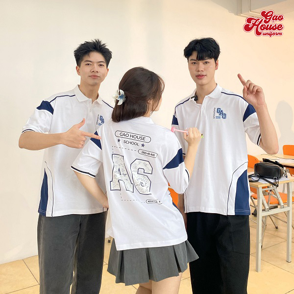 đồng phục lớp có cổ màu trắng phối sườn xanh