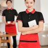 đồng phục nhà hàng màu đen phối cổ đỏ