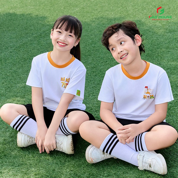 Áo đồng phục học sinh cắm trại