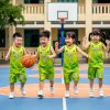 đồng phục mầm non thể thao màu xanh lá