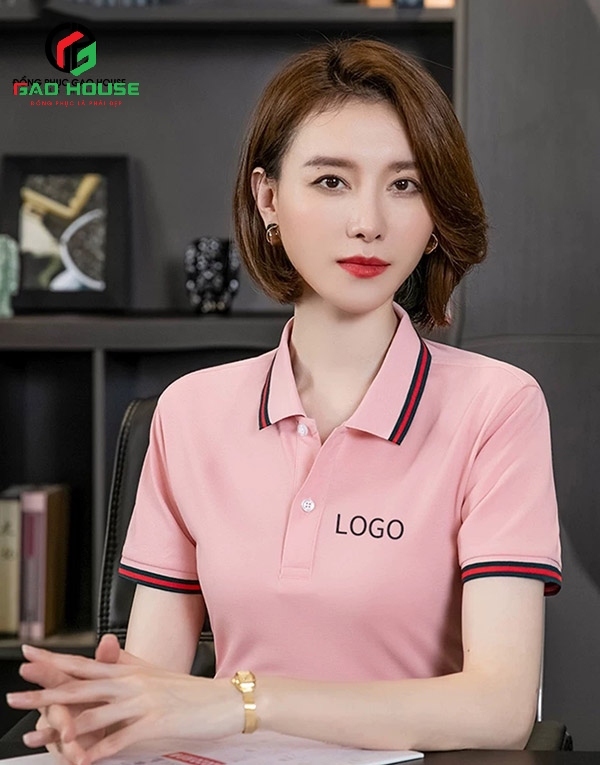 đồng phục màu hồng cho nhân viên spa