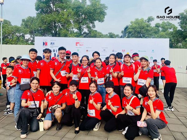 đồng phục nhân viên kfc